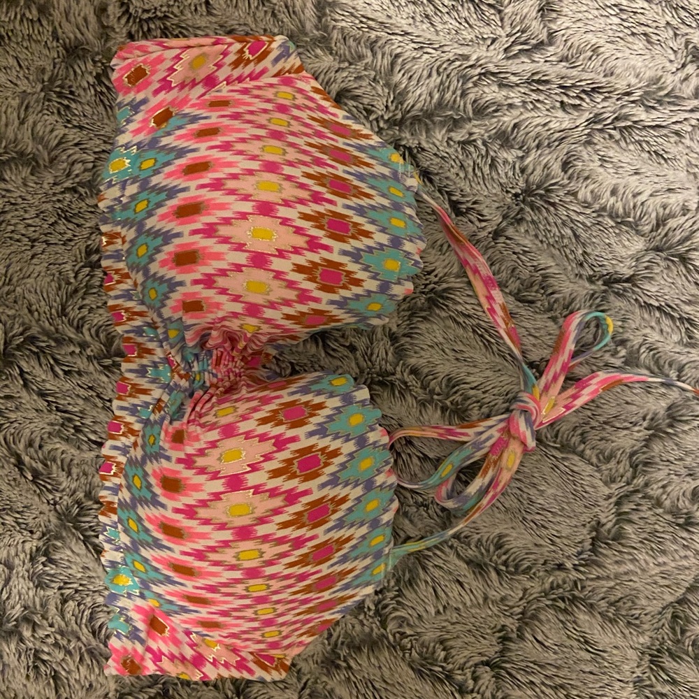 Victoria’s Secret Gateway Halter swim top 34DDD